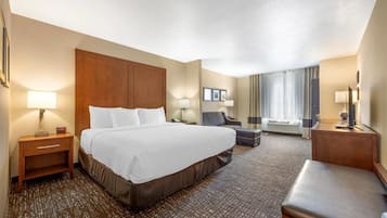 Suite, 1 King Bed with Sofa bed, Non Smoking | Desk, blackout drapes, iron/ironing board, free cribs/infant beds