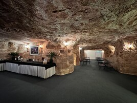 Daily continental breakfast (AUD 20.00 per person)