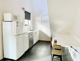 Ropa de cama de alta calidad, minibar y escritorio 