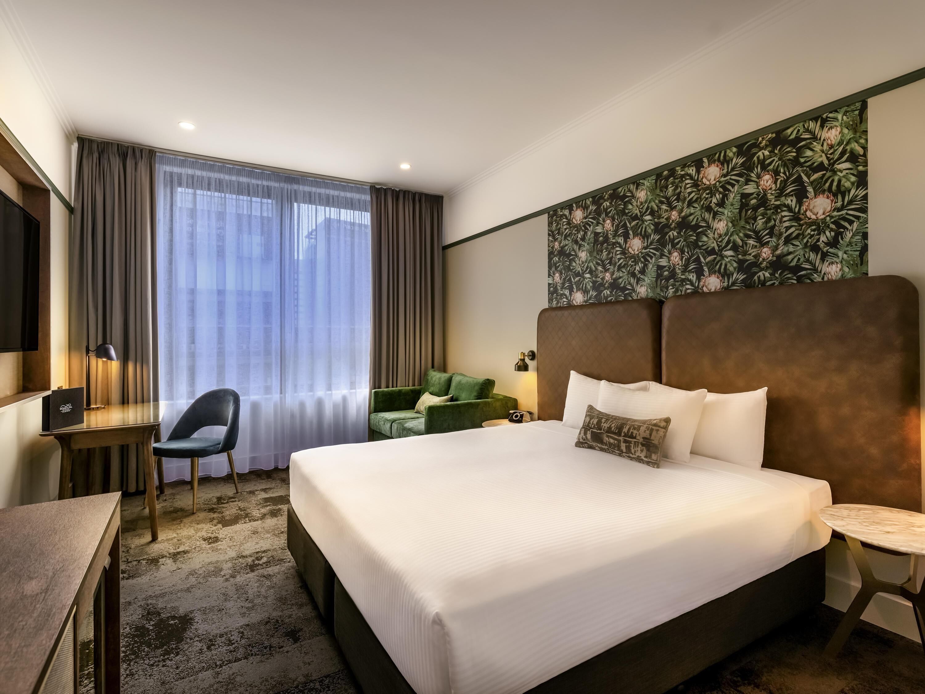 Minibar, Schreibtisch, Bügeleisen/Bügelbrett, kostenlose Babybetten