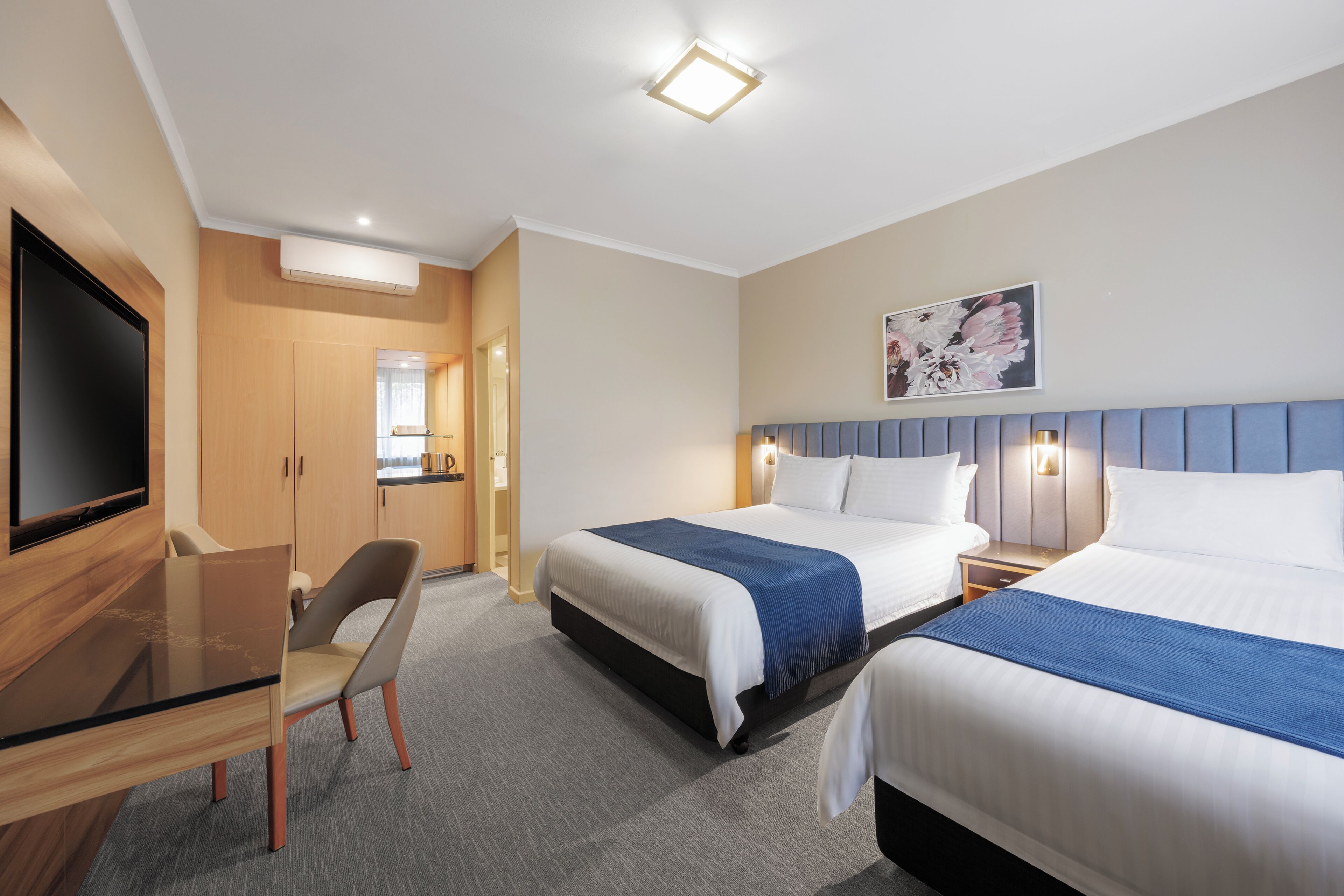 Foto - BEST WESTERN PLUS Travel Inn