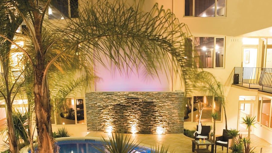 Best Western Plus Travel Inn Hotel