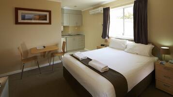 Queen Room with Kitchenette