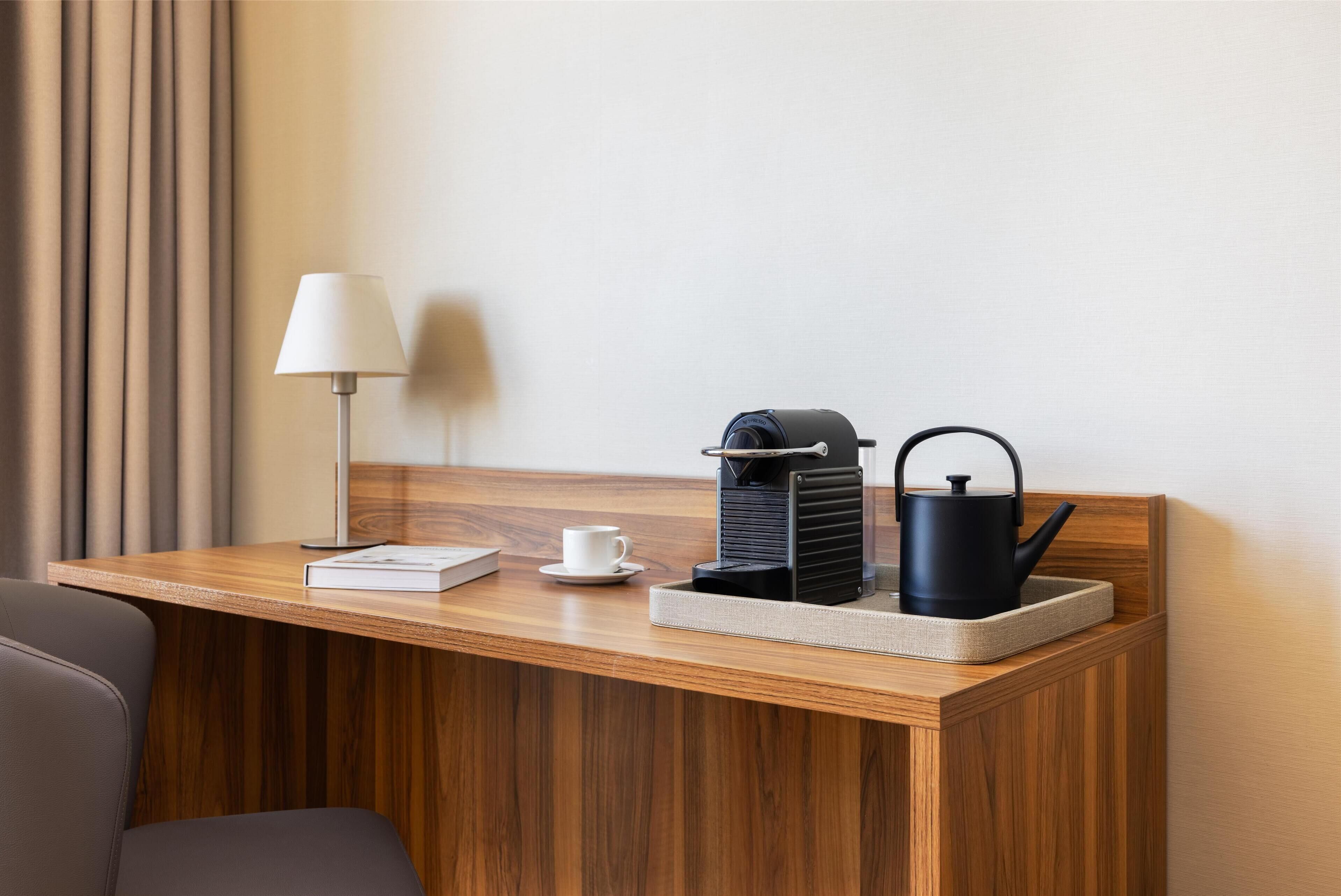 small standard single room | 1 bedroom, hypo-allergenic bedding, pillow-top beds, minibar