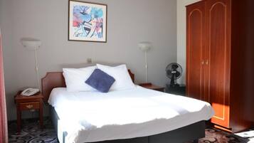 In-room safe, free WiFi, bed sheets