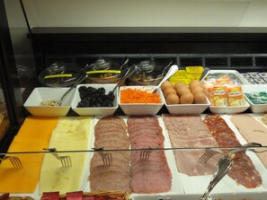 Daily buffet breakfast (EUR 15 per person)