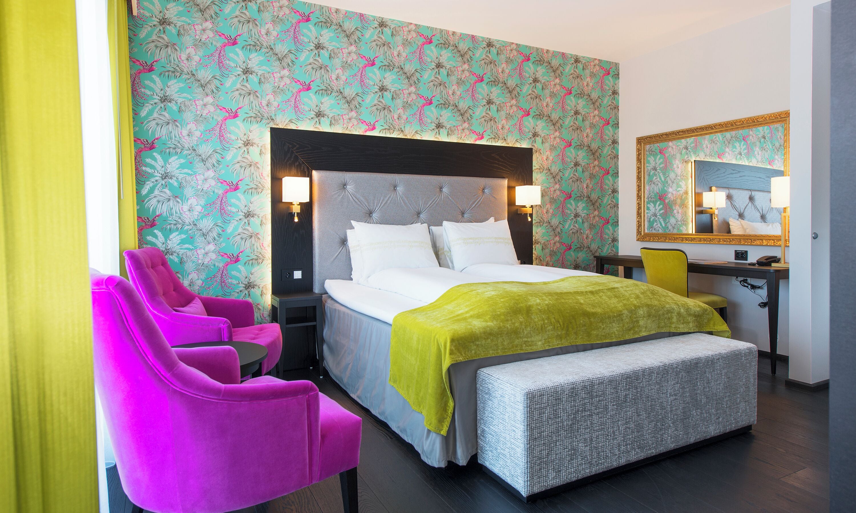 Literie de qualité supérieure, minibar, bureau, rideaux occultants