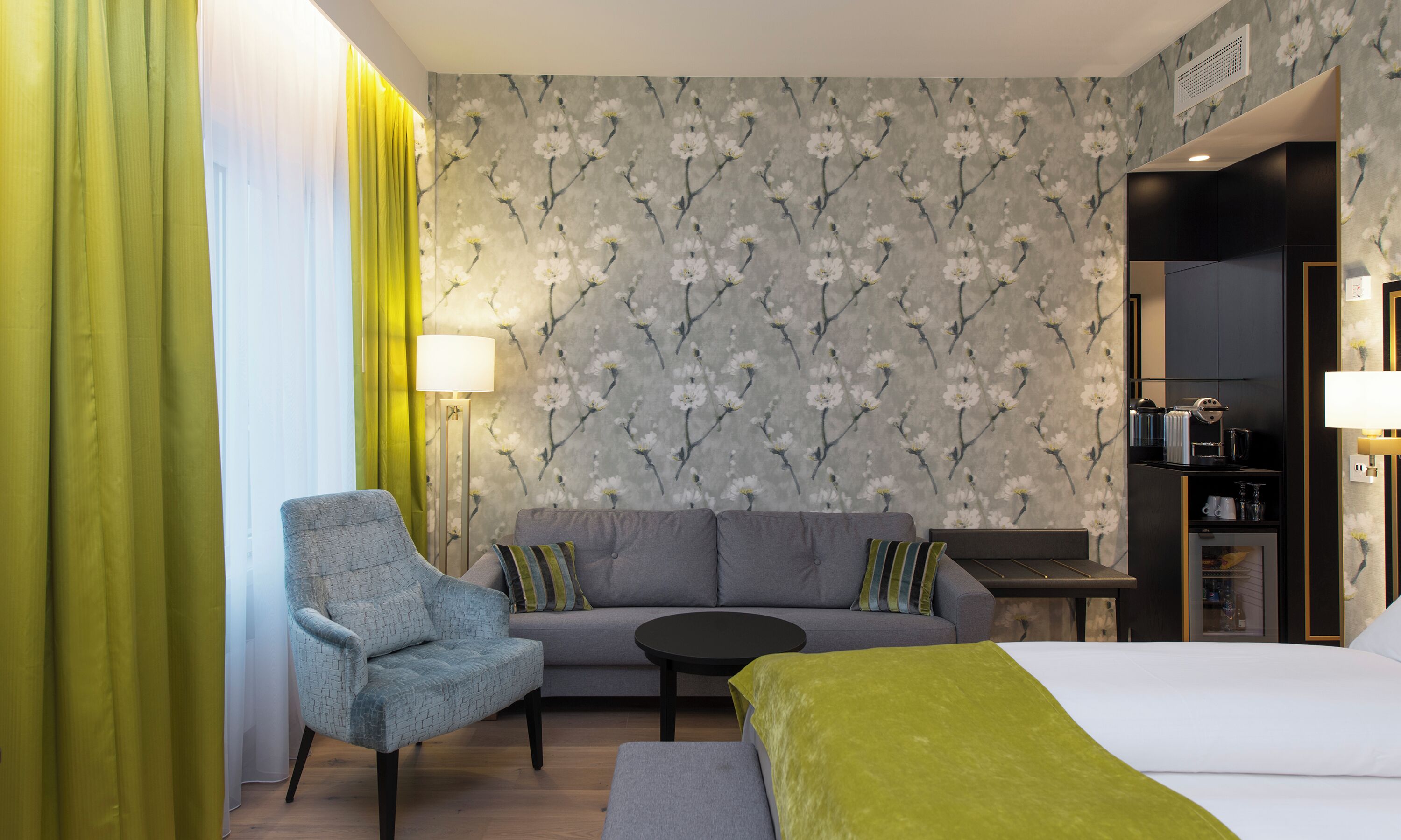 Literie de qualité supérieure, minibar, bureau, rideaux occultants