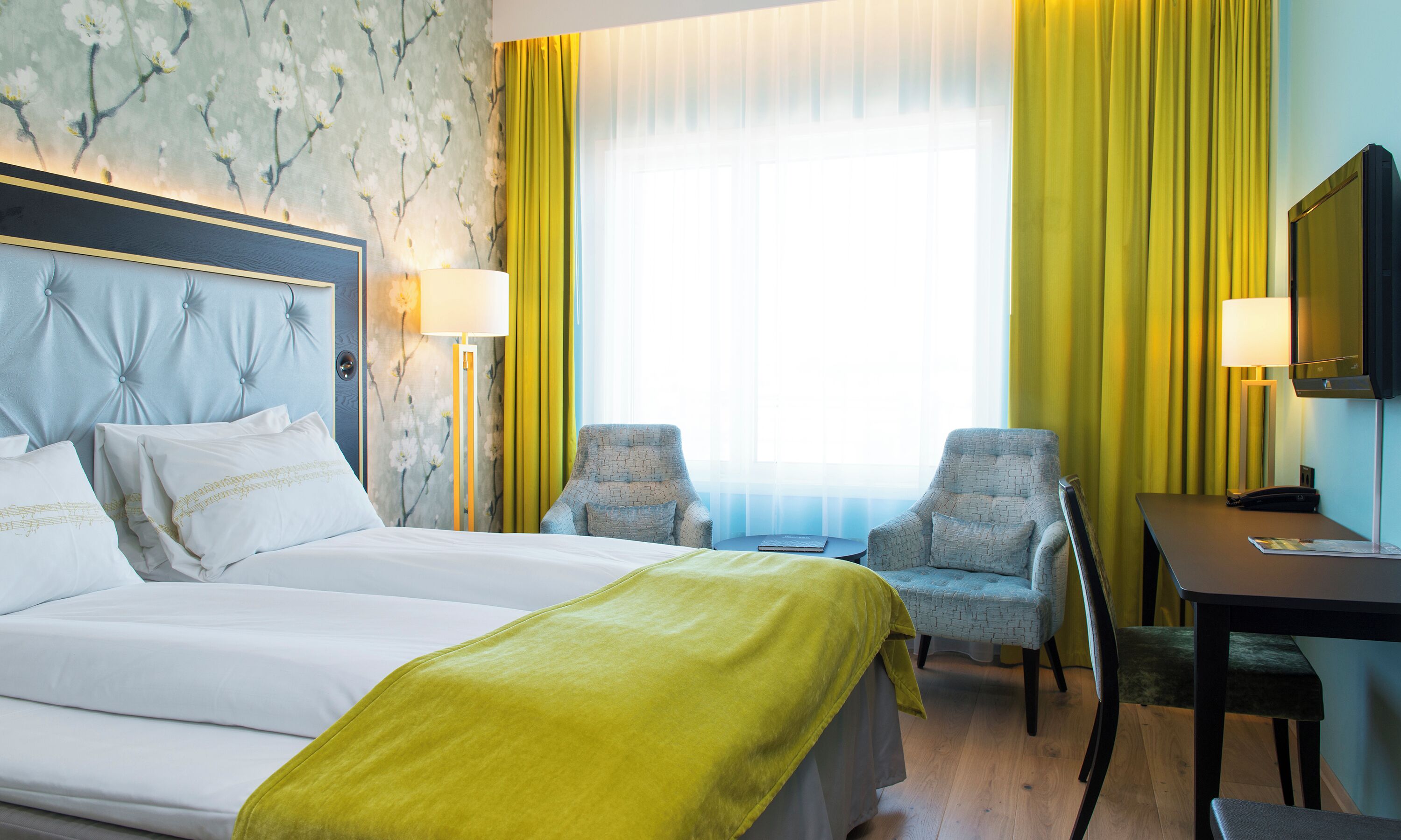 Literie de qualité supérieure, minibar, bureau, rideaux occultants