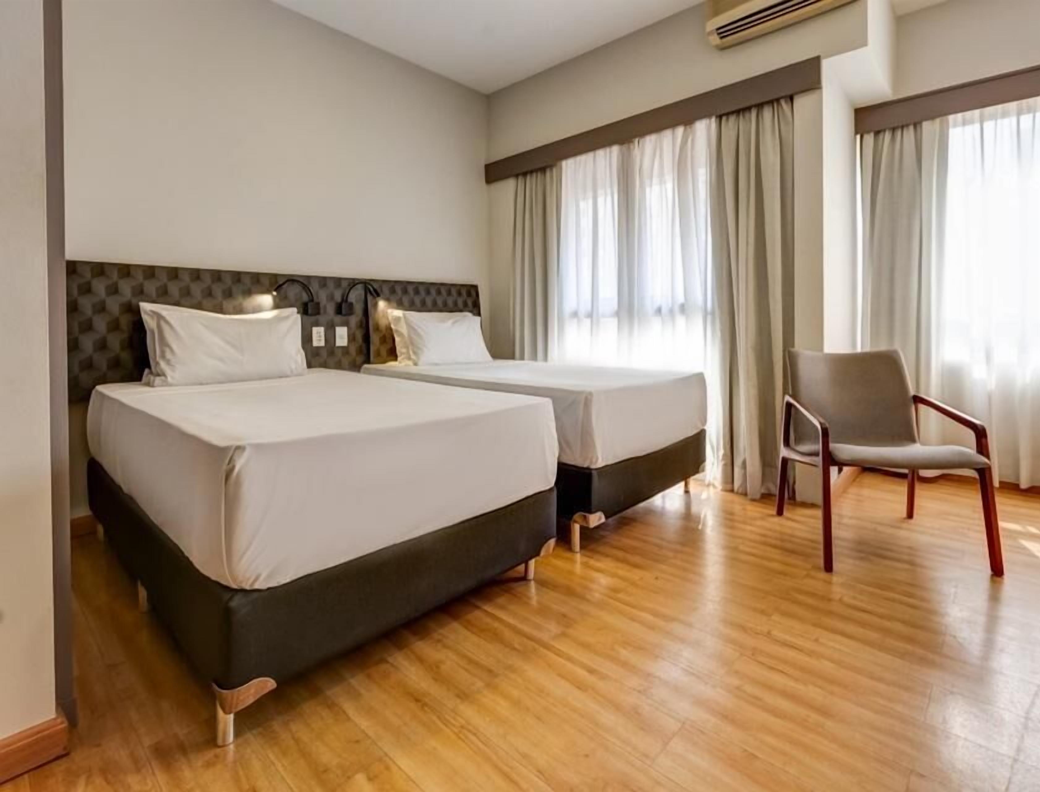 Minibar, in-room safe, desk, laptop workspace