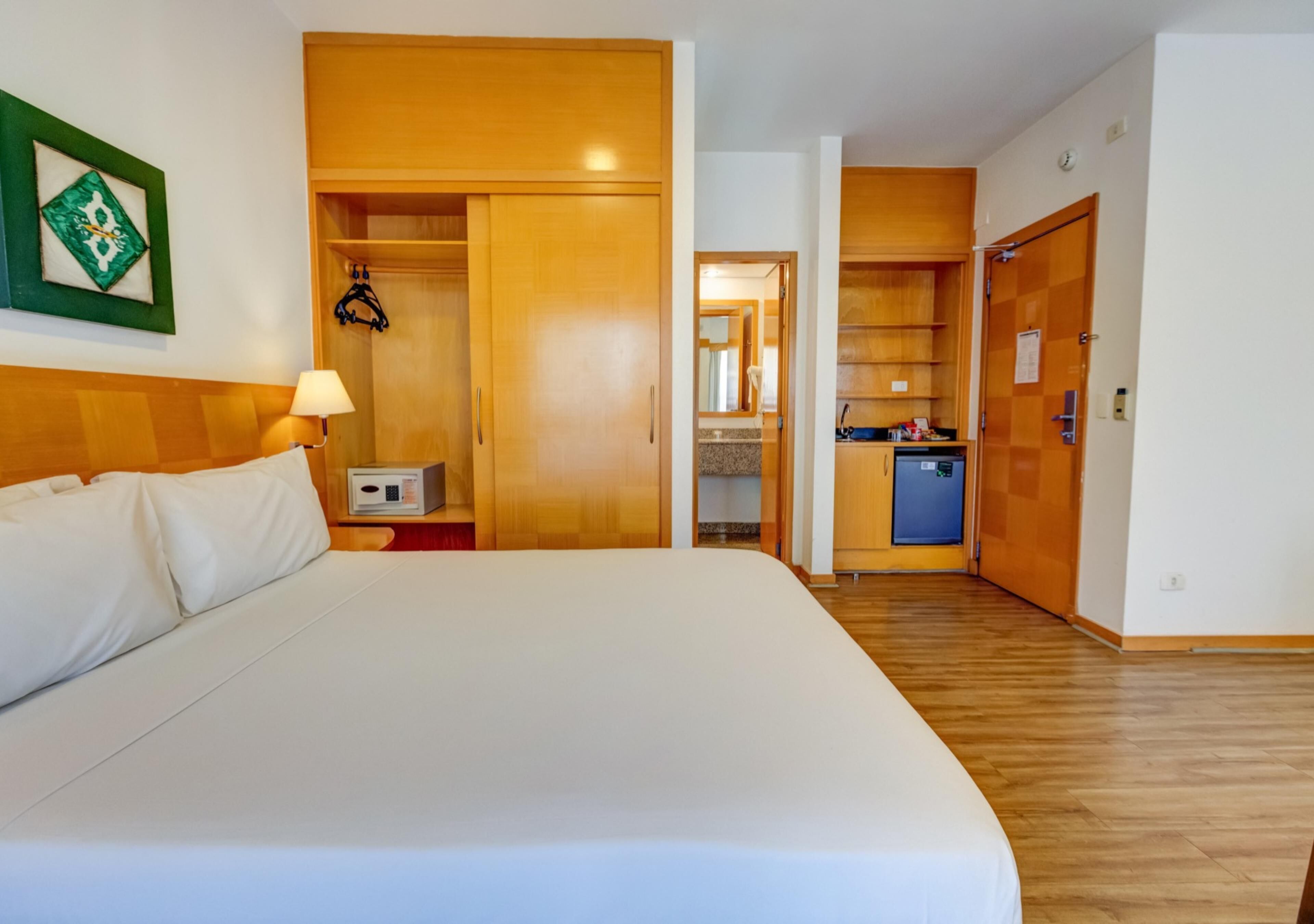 Minibar, in-room safe, desk, laptop workspace