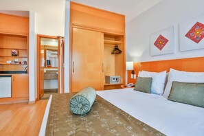 1 bedroom, minibar, in-room safe, blackout drapes