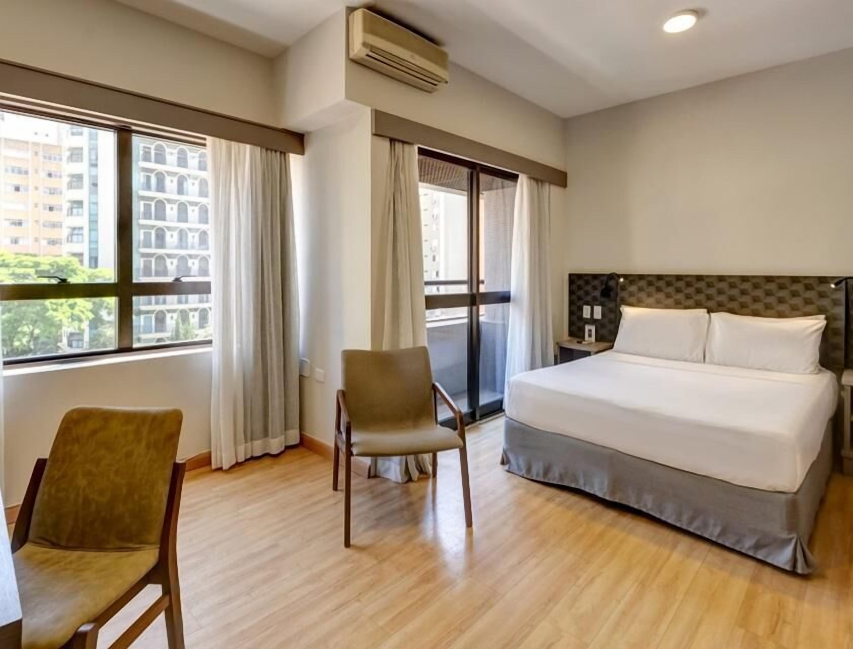 Minibar, in-room safe, desk, laptop workspace