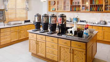 Free daily buffet breakfast