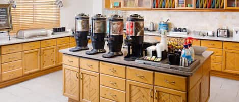 Desayuno buffet incluido todos los días