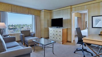 Premium bedding, pillowtop beds, in-room safe, desk