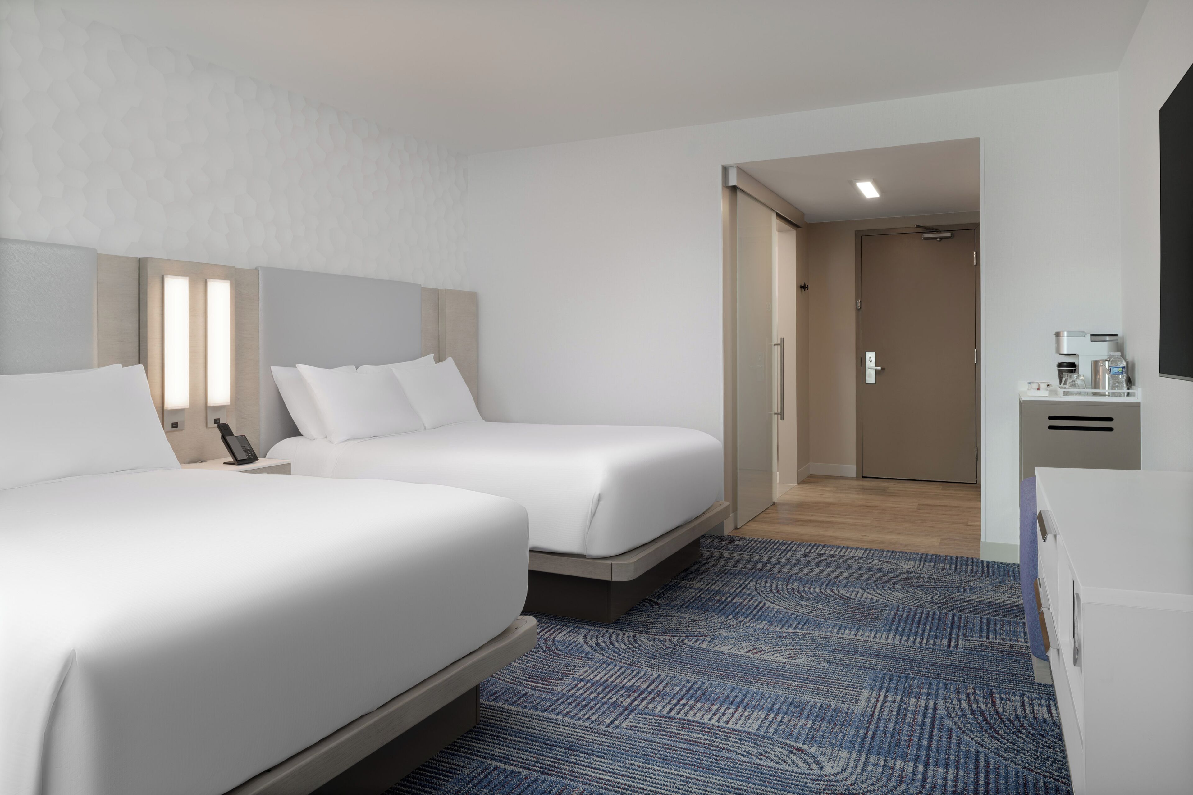 Deluxe Room, 2 Queen Beds, Accessible (Hearing) | Premium bedding, pillowtop beds, in-room safe, desk