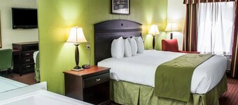 Quality Inn Chipley I-10 at Exit 120