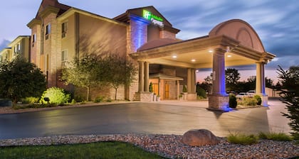 Holiday Inn Express & Suites Bucyrus by IHG