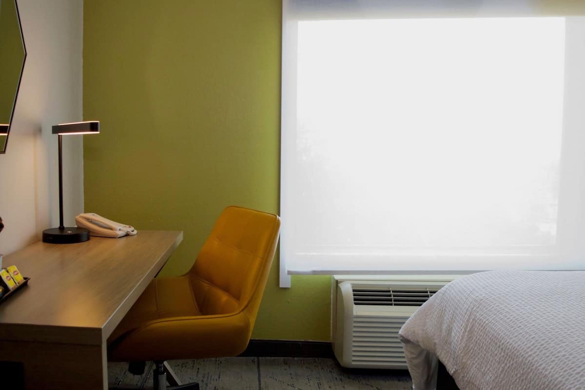 Ropa de cama de alta calidad y camas con pillow-top