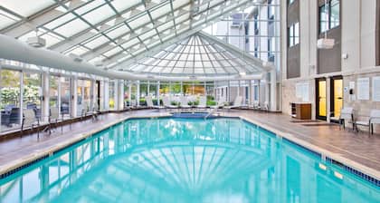 Holiday Inn Express Hotel & Suites Belleville by IHG