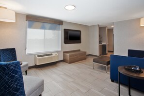 Suite, 1 habitación (Living Area) | 1 dormitorio, ropa de cama de alta calidad, colchones Tempur-Pedic