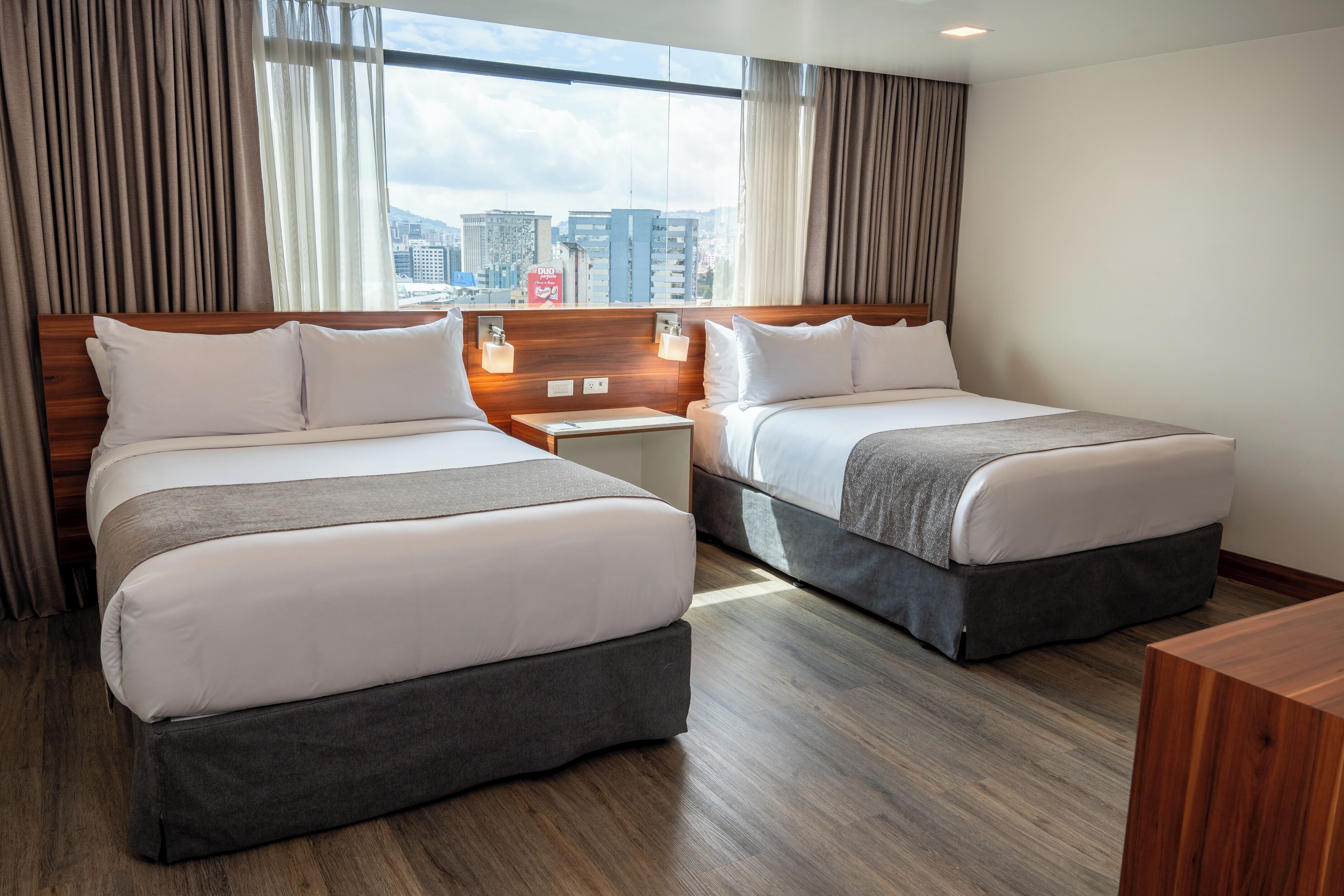 1 bedroom, Frette Italian sheets, premium bedding, down duvets