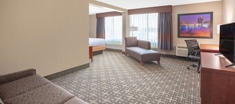 Baymont Inn & Suites Grand Rapids Near Downtown