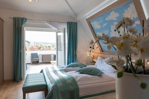 Deluxe Double Room | 1 bedroom, hypo-allergenic bedding, Select Comfort beds