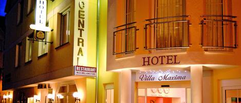 Mặt tiền nơi lưu trú