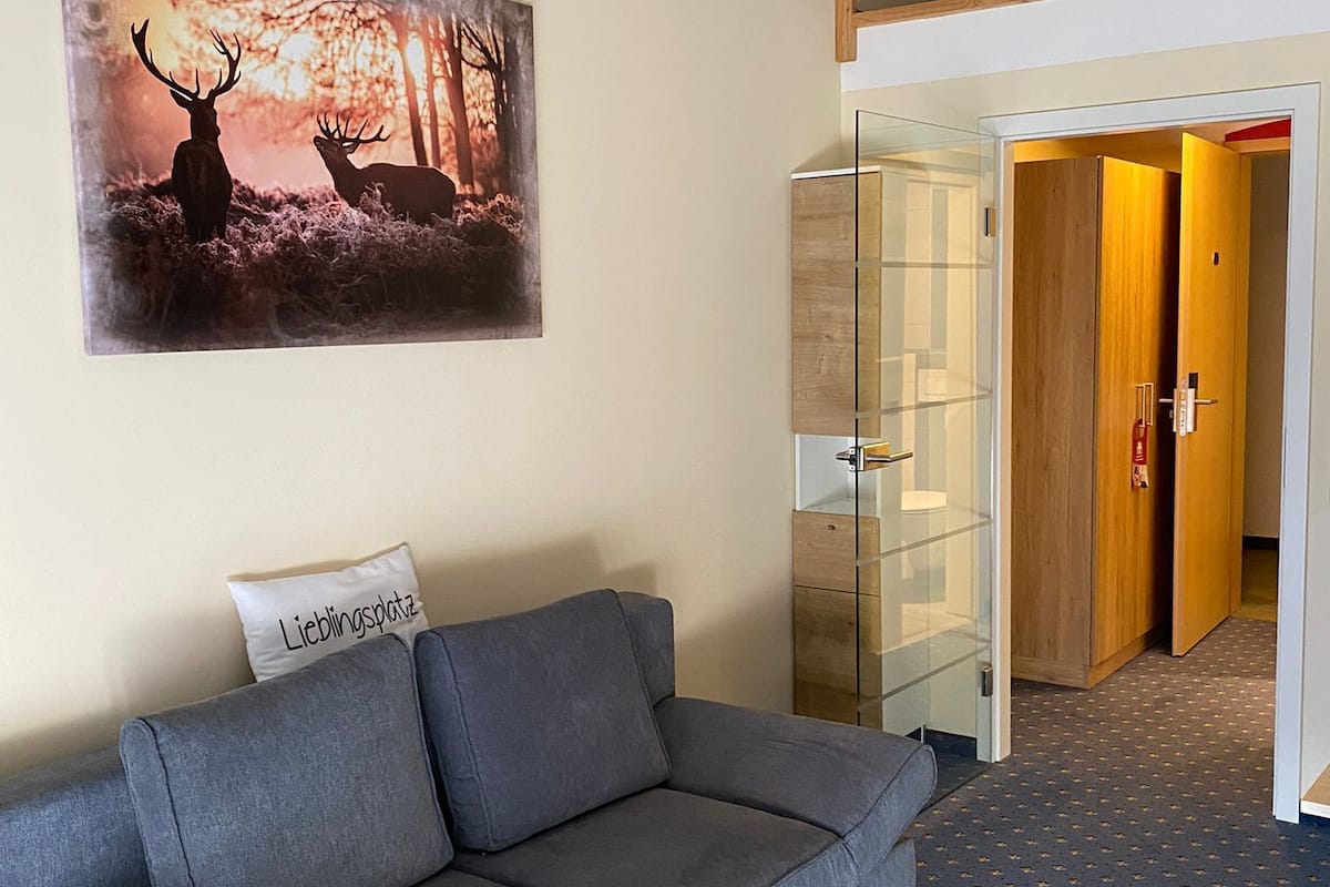 1 bedroom, in-room safe, desk, laptop workspace