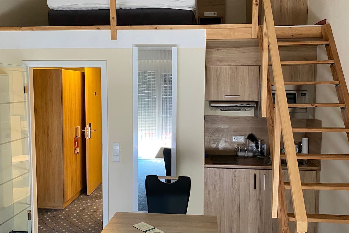 1 bedroom, in-room safe, desk, laptop workspace