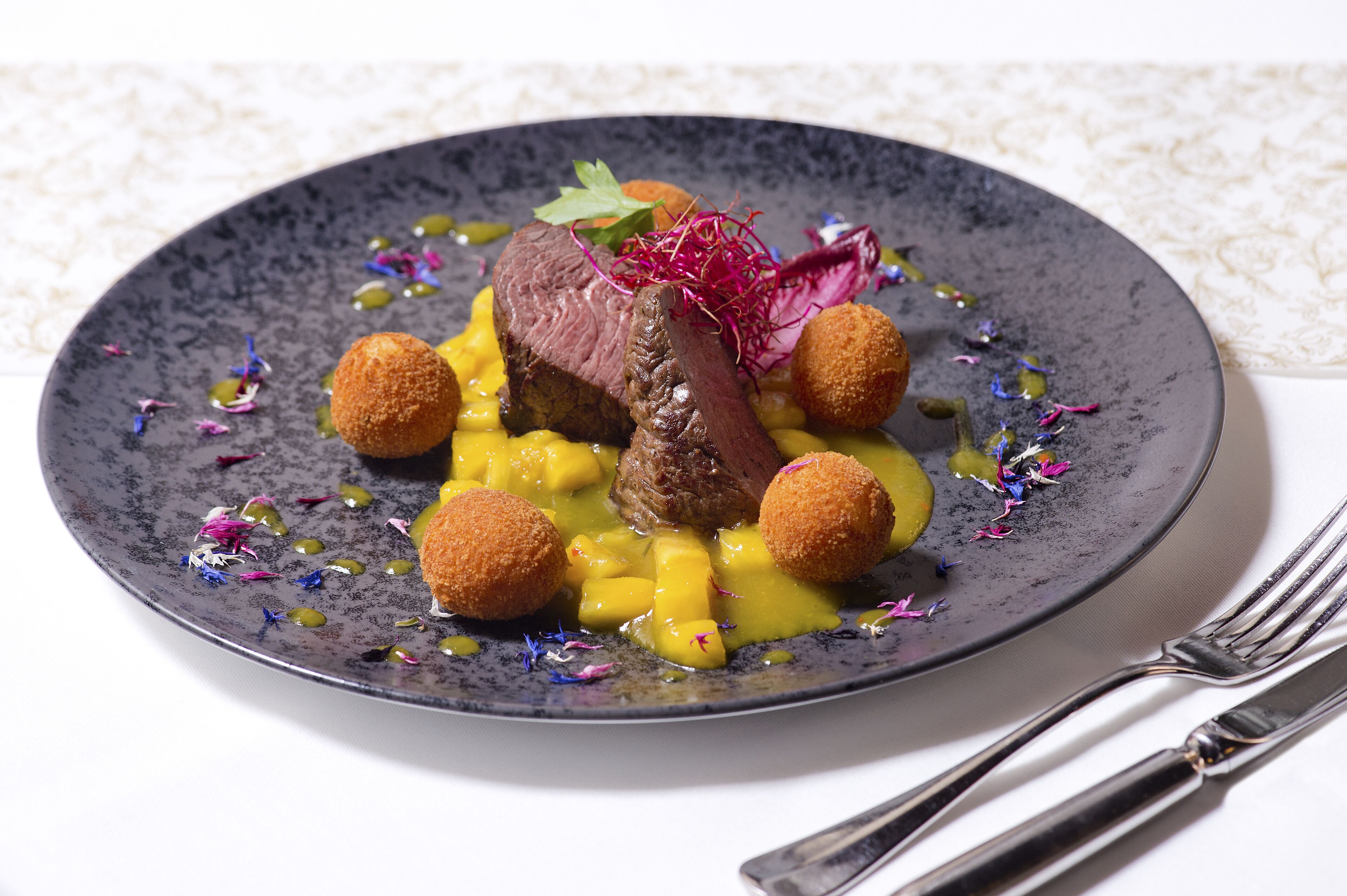 lunch and dinner served, regional cuisine