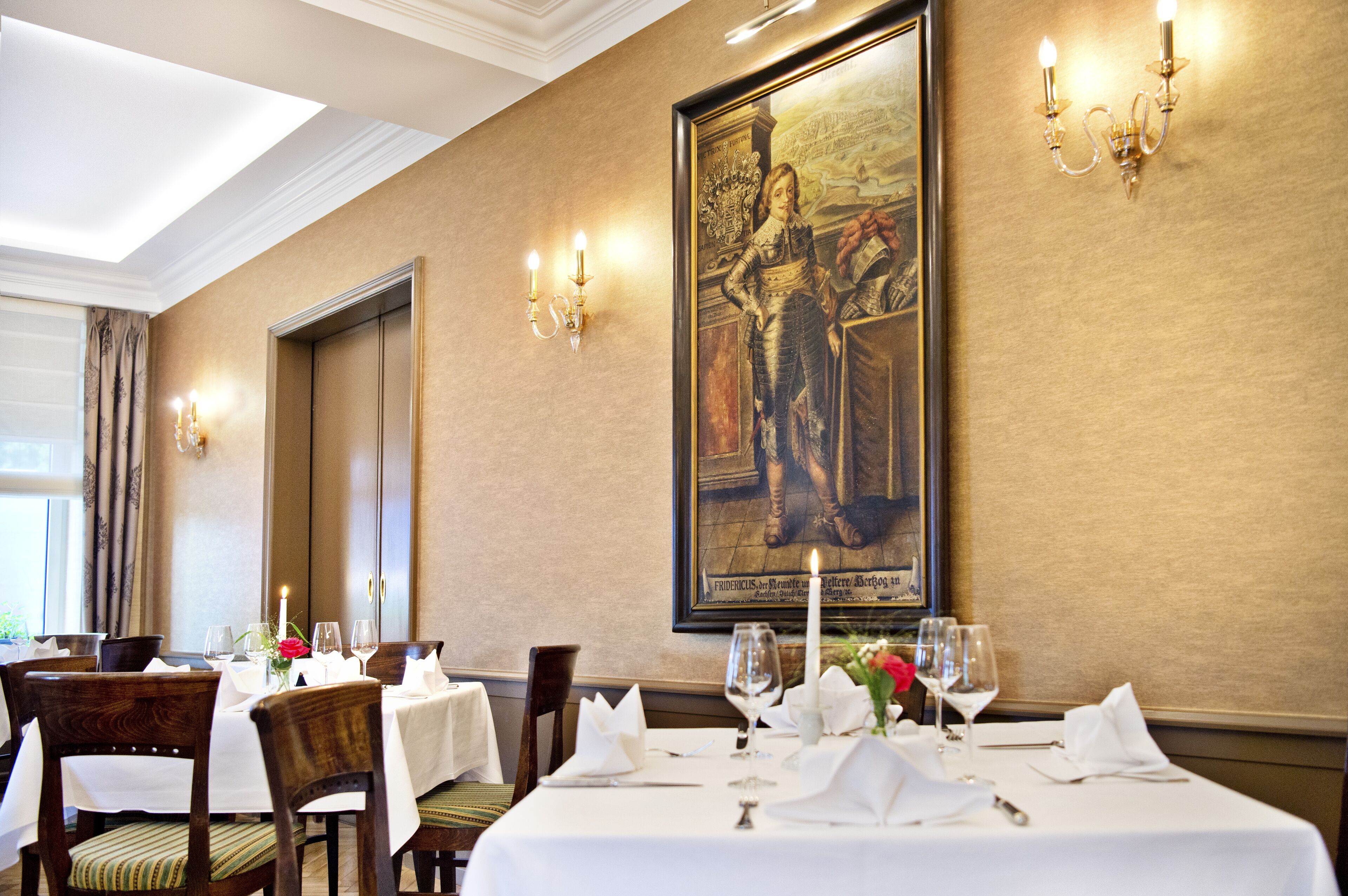 lunch and dinner served, regional cuisine