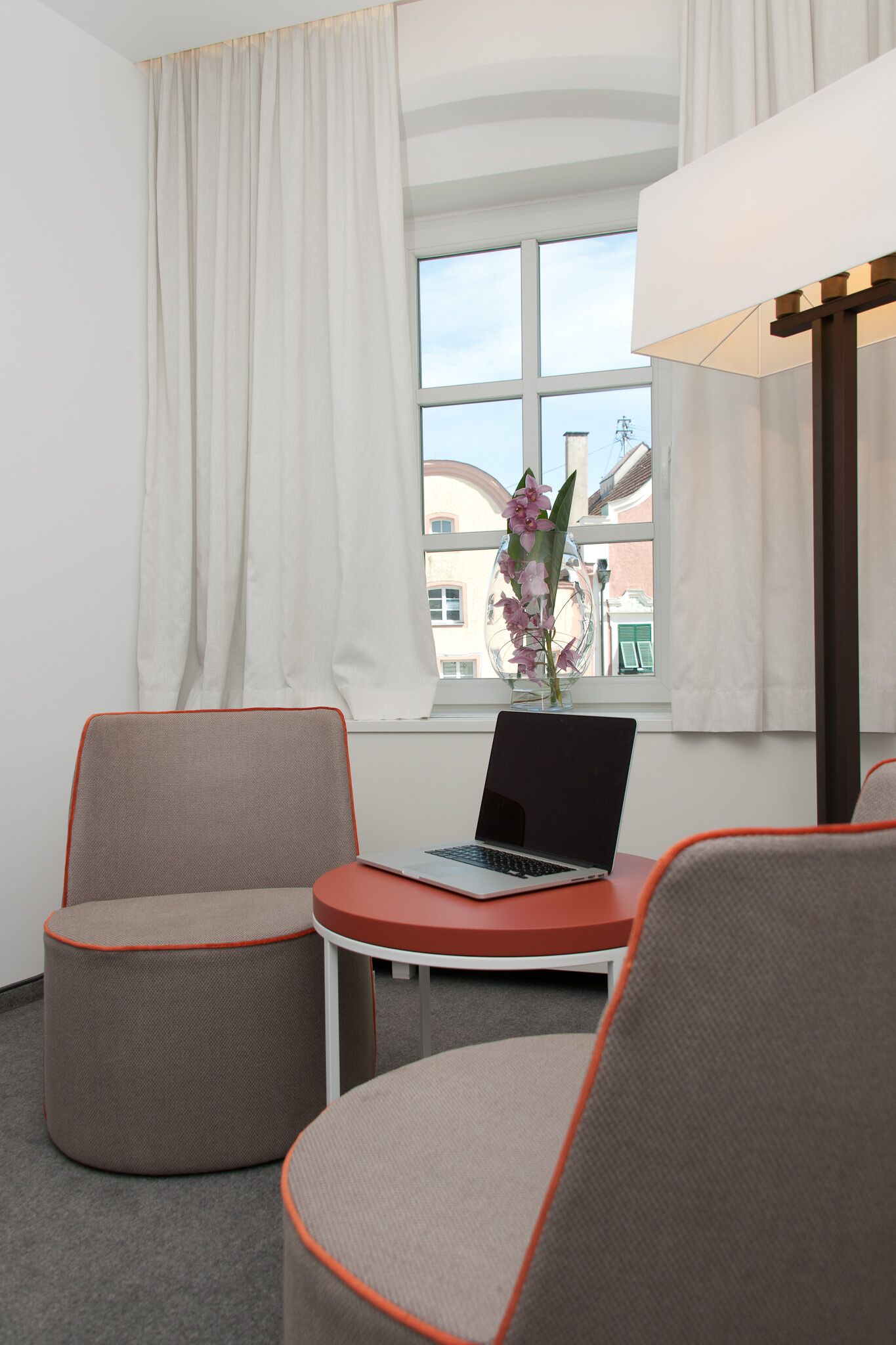 business double room, 1 queen bed | premium bedding, minibar, in-room safe, individually decorated