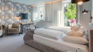 Junior Suite, 1 King Bed, Non Smoking, Balcony | Premium bedding, minibar, in-room safe, individually decorated
