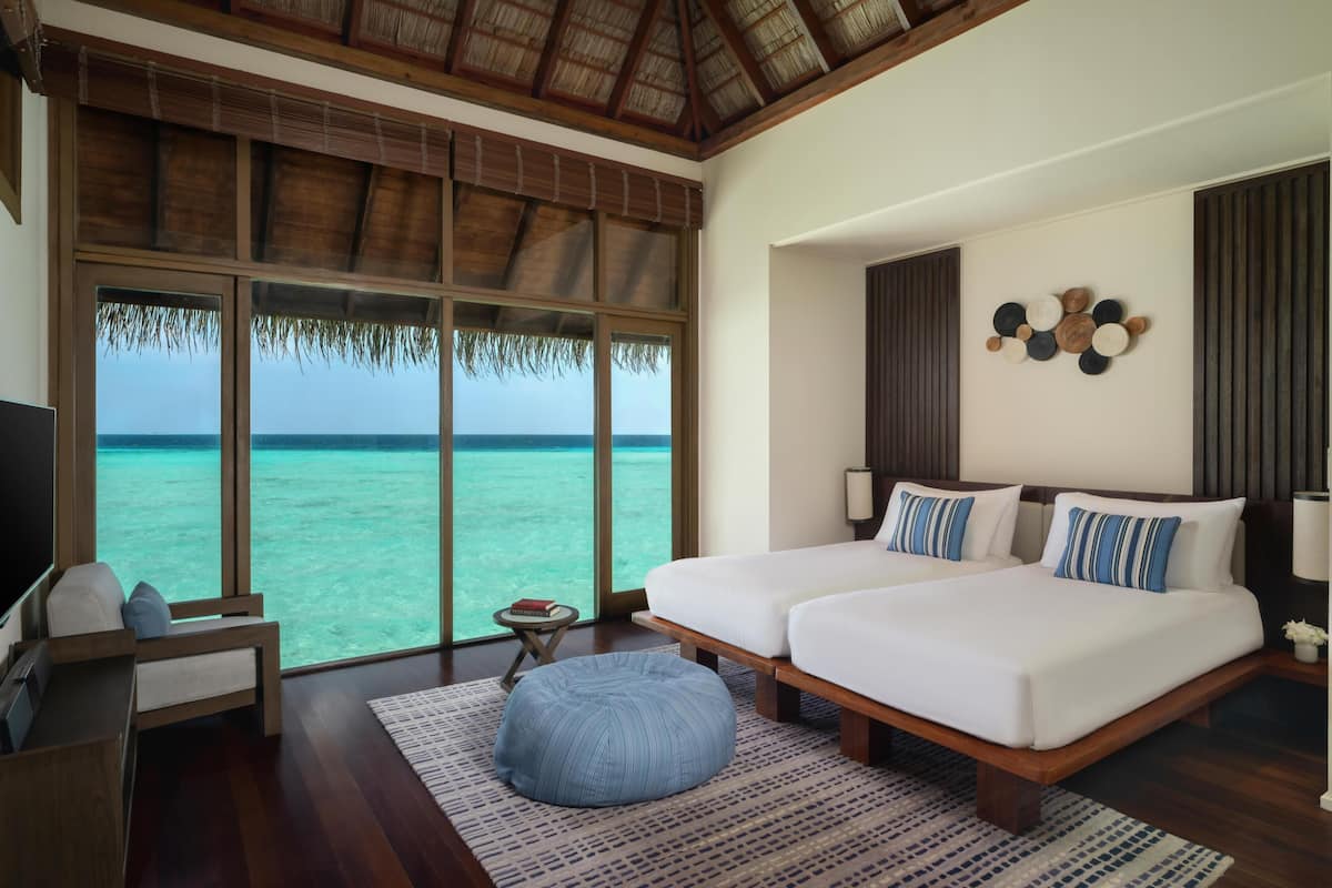 Grand Villa, Multiple Beds, Jetted Tub