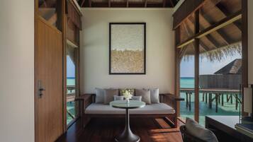 Grand Villa, Multiple Beds, Jetted Tub | Premium bedding, minibar, in-room safe, individually decorated