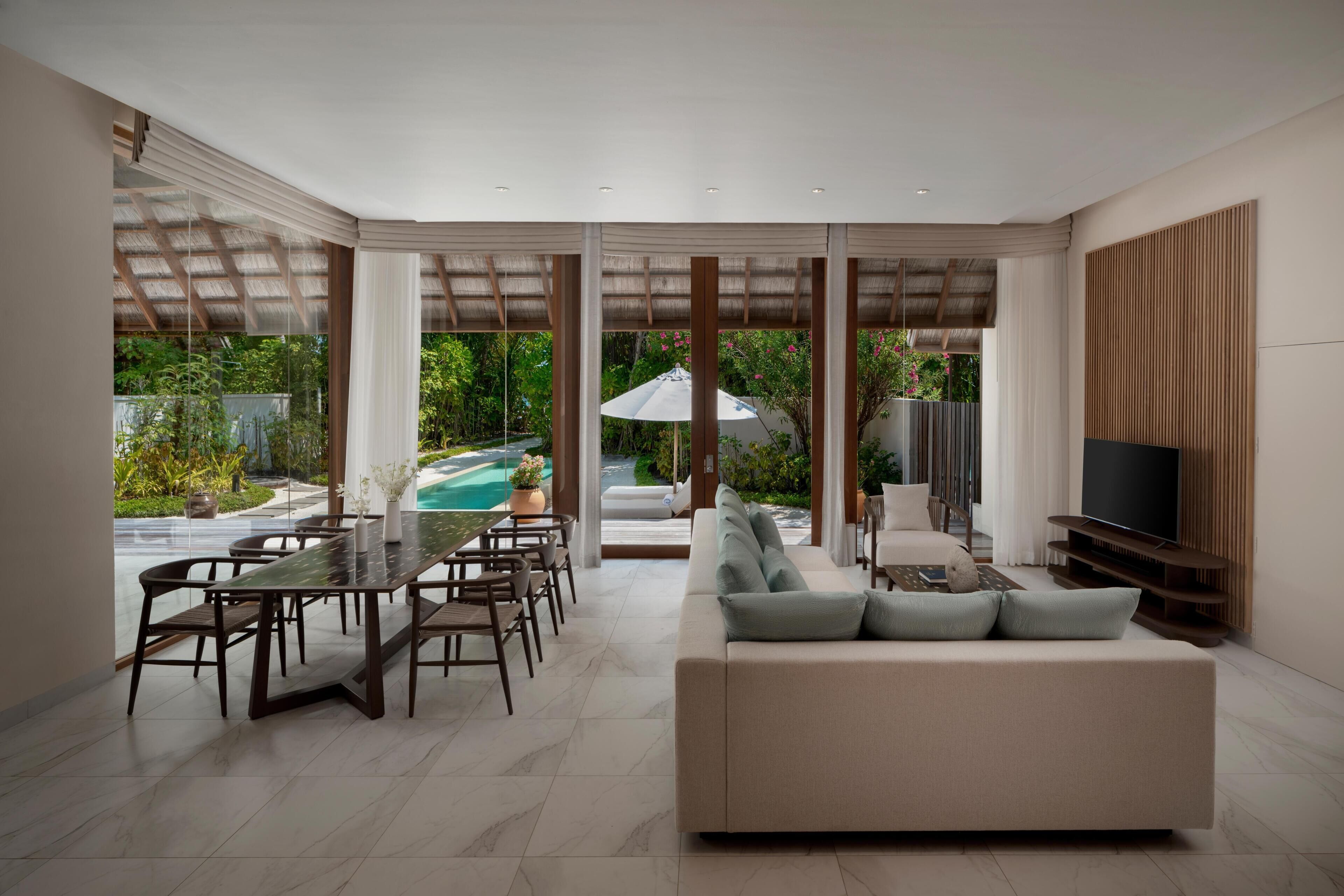 Exclusive-Suite, Mehrere Betten, Whirlpool | Wohnbereich