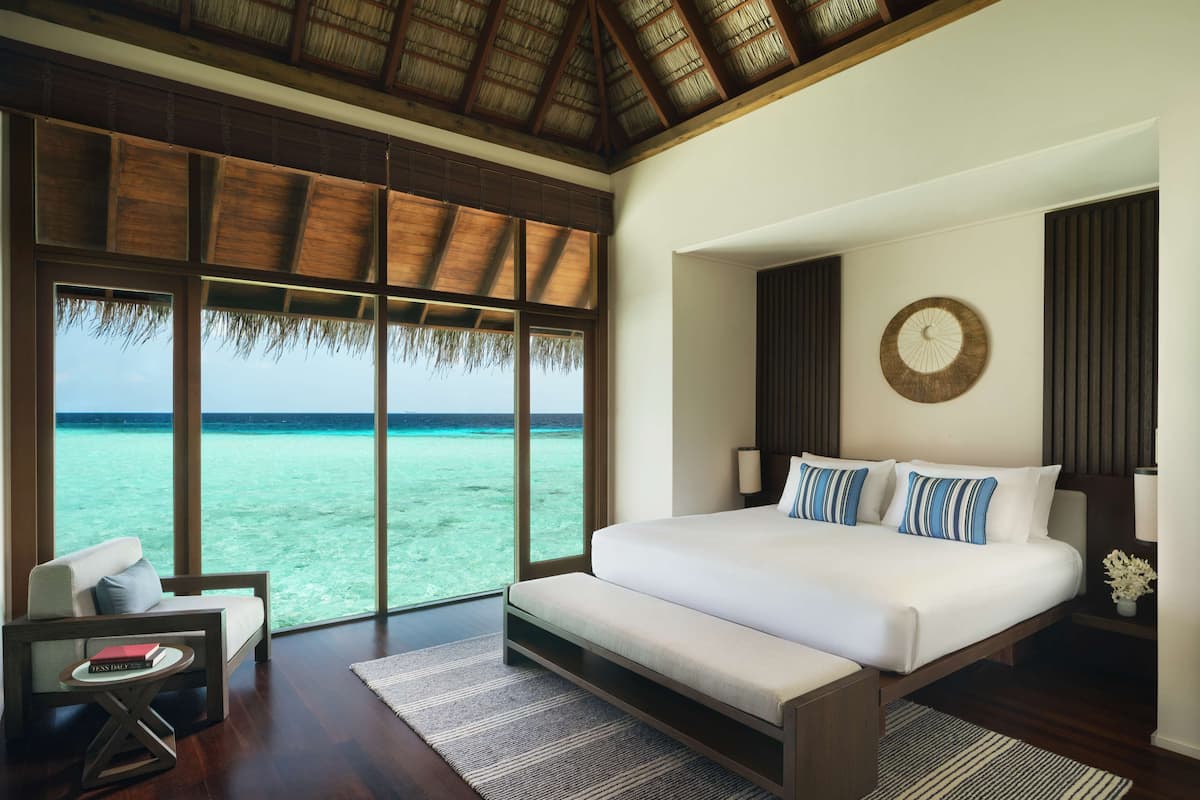 Grand Water Villa | 2 間臥室、高級寢具、迷你吧、客房內保險箱