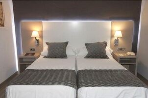 Minibar, caja de seguridad en la habitación, escritorio y wifi gratis 