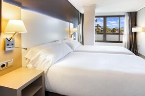 Minibar, in-room safe, desk, free WiFi