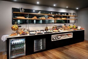 Breakfast buffet - Wilson Boutique Hotel (Barcelona)