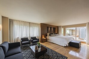 Premium bedding, minibar, in-room safe, desk - InterContinental Medellin - Movich by IHG (Medellín)