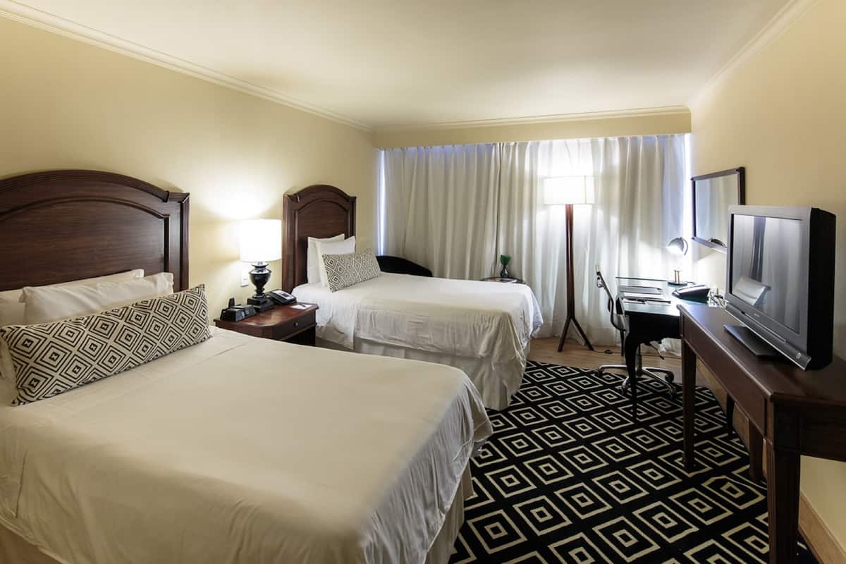 Premium bedding, minibar, in-room safe, desk