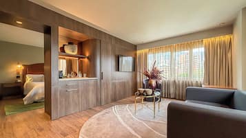 Premium bedding, minibar, in-room safe, desk
