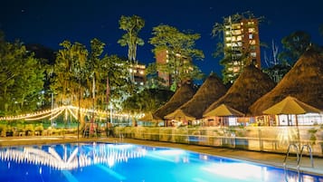 2 outdoor pools, pool umbrellas, sun loungers