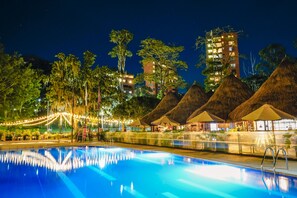 2 outdoor pools, pool umbrellas, sun loungers
