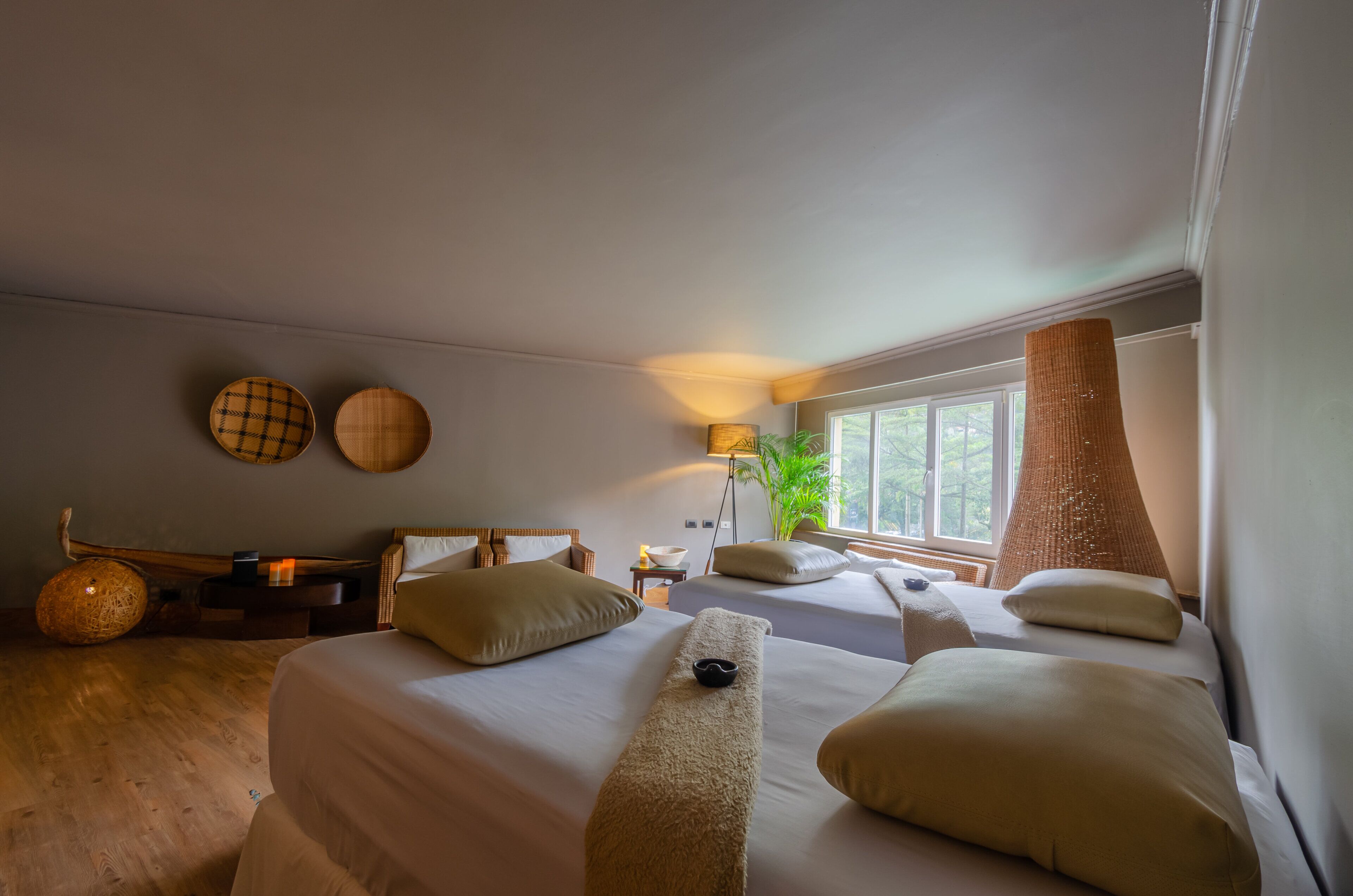 sauna, steam room, turkish bath/hammam, body treatments, aromatherapy