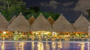 3 restaurants servant le petit déjeuner